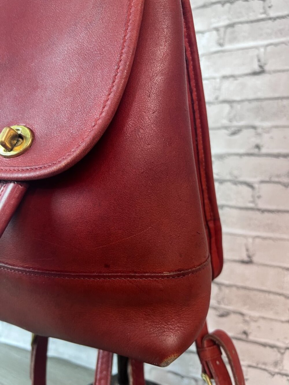 Vintage OLD COACH Backpack Bag Leather Turn Lock Red 9960 - Picture 4 of 10